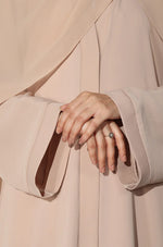 Load image into Gallery viewer, Peach Zoom Abaya
