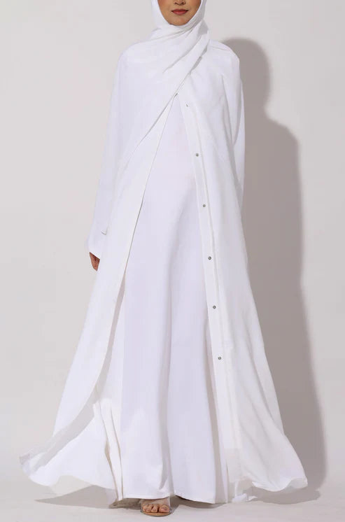 Elegant White Modest Maxi Dress with Detachable Overlay – Long Sleeve Abaya Style